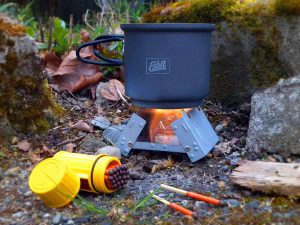 Esbit Ultralight Folding Pocket Stove with Six 14g Solid Fuel Tablet